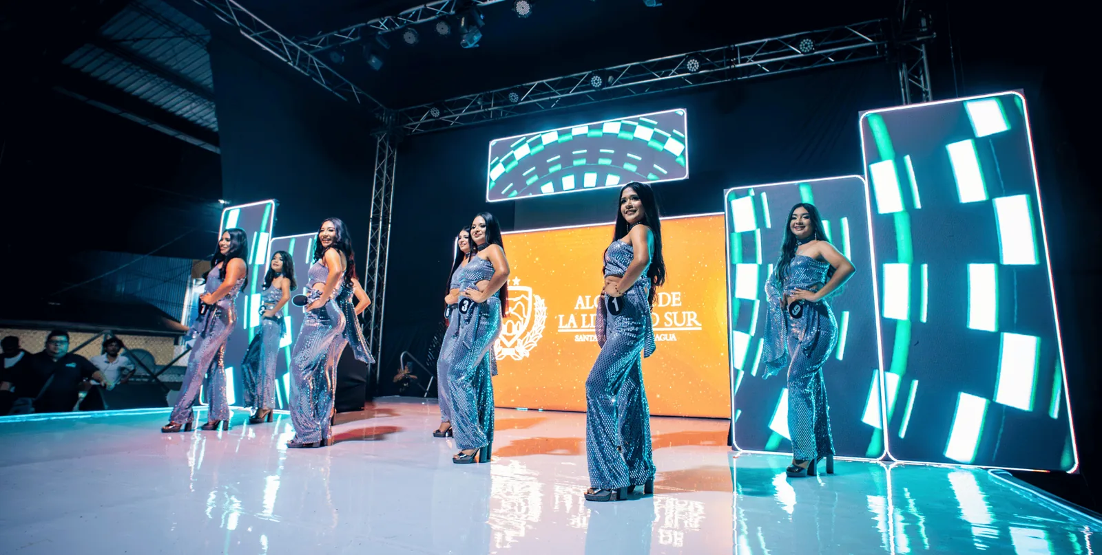 Pasarela de Miss Comasagua 2026 fotografiada por GIFLINK STUDIO